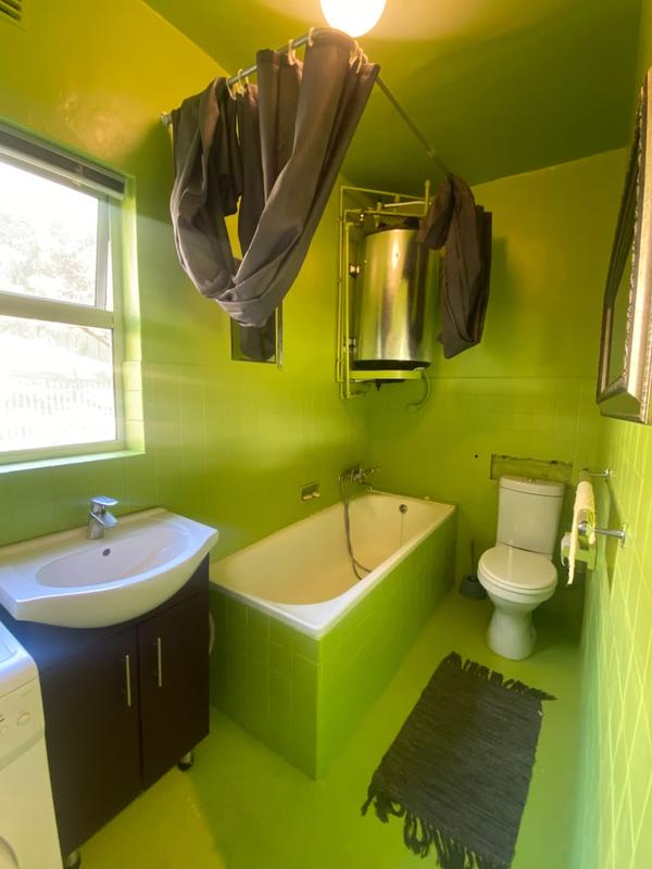 To Let 1 Bedroom Property for Rent in Sea Point Western Cape